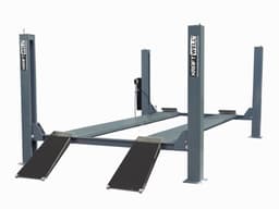 Какой подъемник выбрать для гаражной автомастерской: 2-стоечный или 4-стоечный